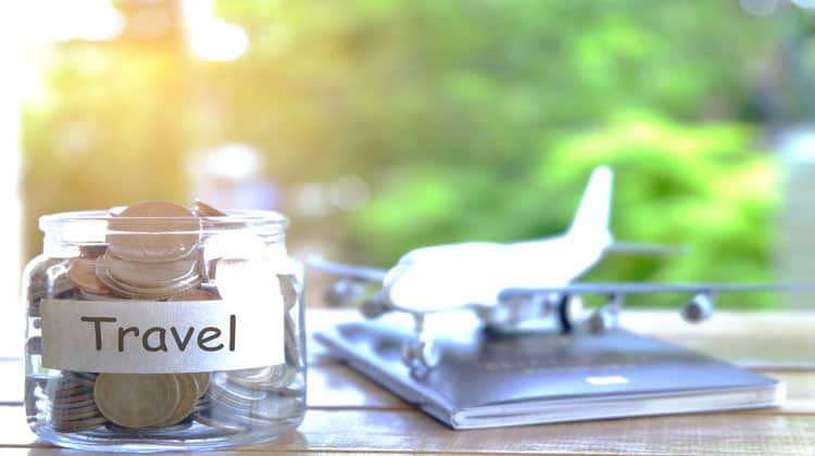 how to travel cheaply