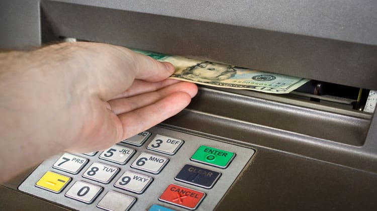 how to avoid atm fees