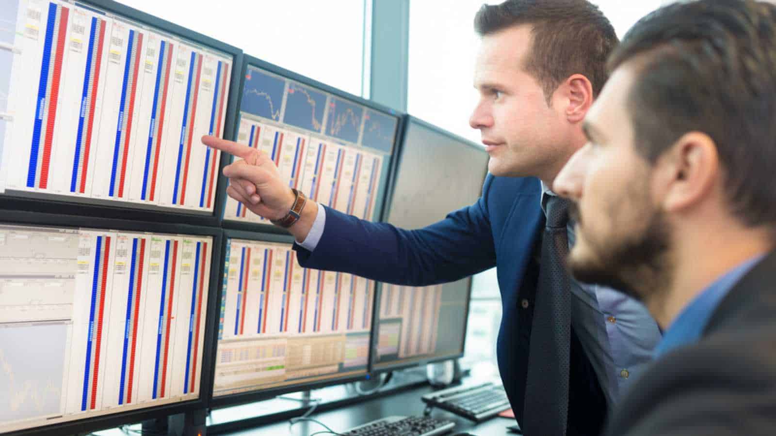 10 Best LongTerm Stocks To Invest In Right Now