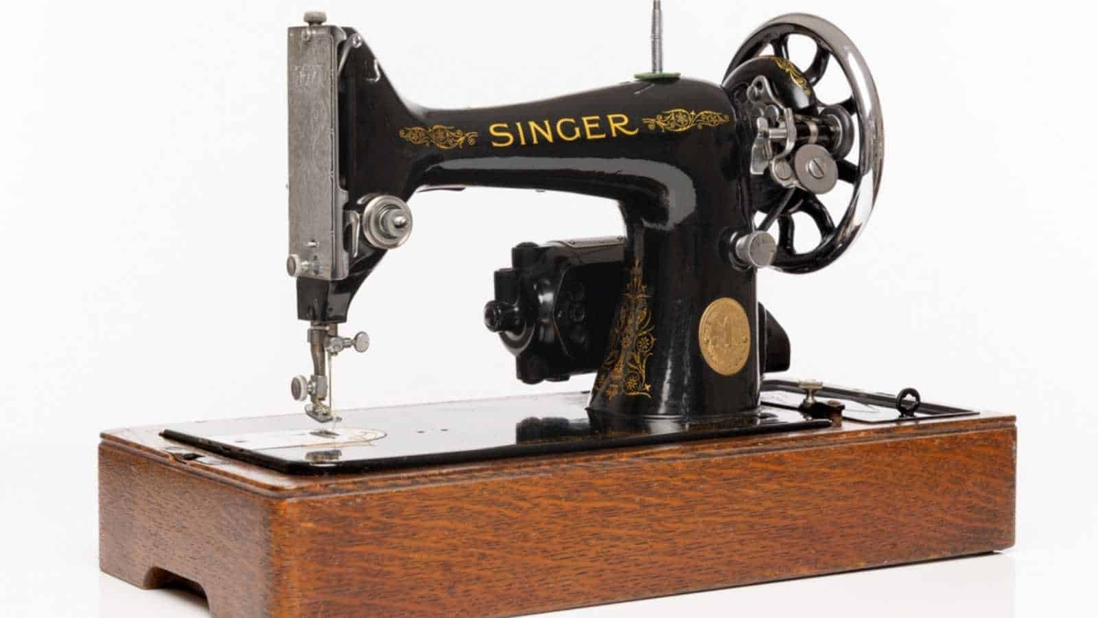 Singer Sewing Machine