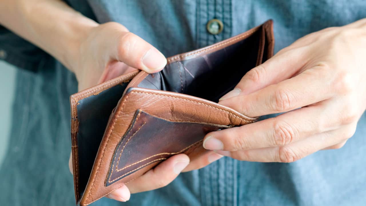 opened wallet without money
